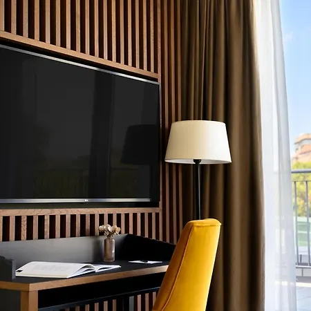 Hotel Grand