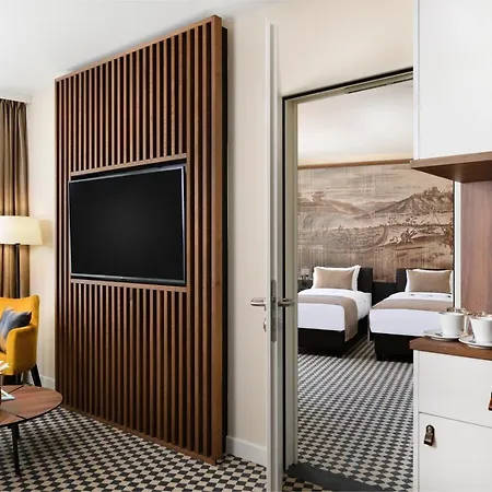 Hotel Grand 4*