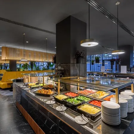 Grand 4* 艾斯特根