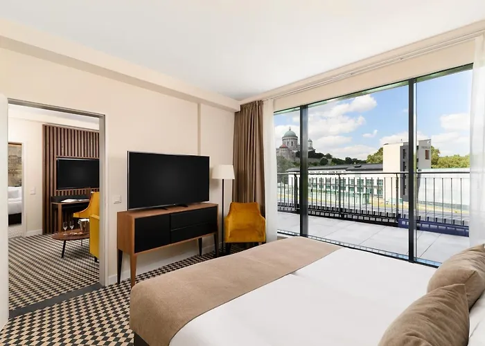 Grand Hotel 4*