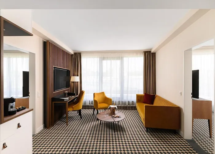 Grand 4* Esztergom